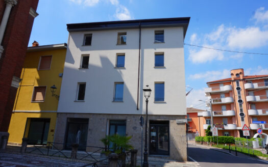 Terno d’Isola Nuovo bilocale con cucina abitabile