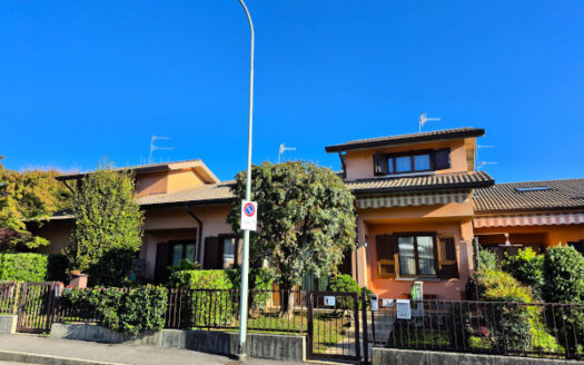 Ponteranica Splendida villetta a schiera