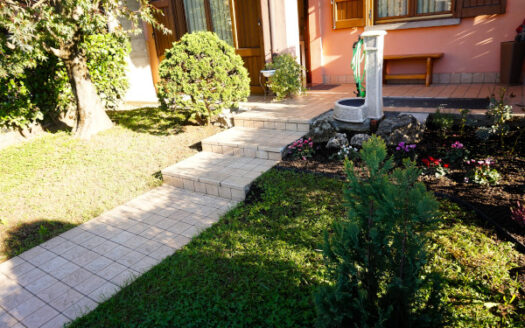 Ponteranica Splendida villetta a schiera