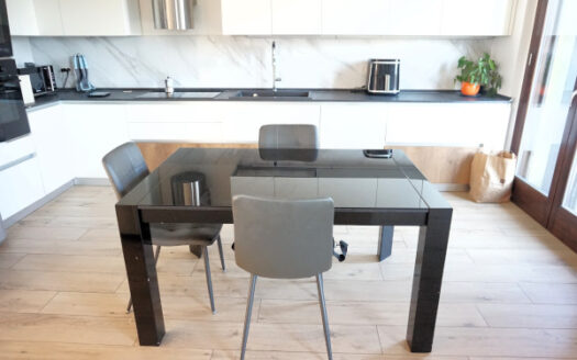 Bonate Sopra Splendido trilocale in villa con mansarda