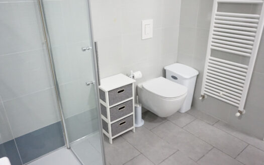 Bonate Sopra Signorile bilocale in villa con giardino privato