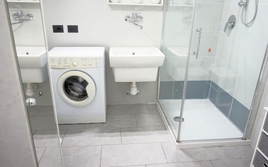 Bonate Sopra Signorile bilocale in villa con giardino privato