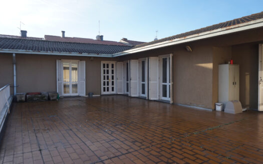 Chignolo d’Isola Introvabile pentalocale di 150mq con terrazzo vivibile di ben 85mq