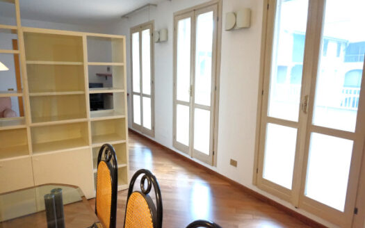 Chignolo d’Isola Introvabile pentalocale di 150mq con terrazzo vivibile di ben 85mq