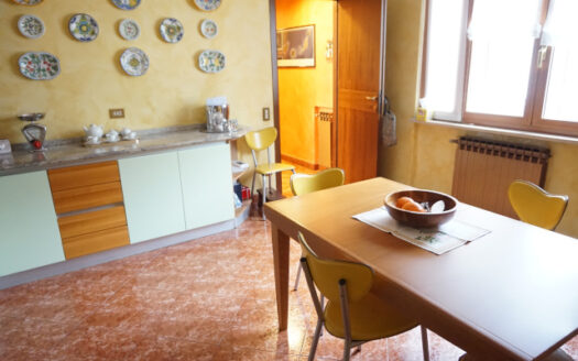 Calusco d’Adda – Ampio quadrilocale con giardino