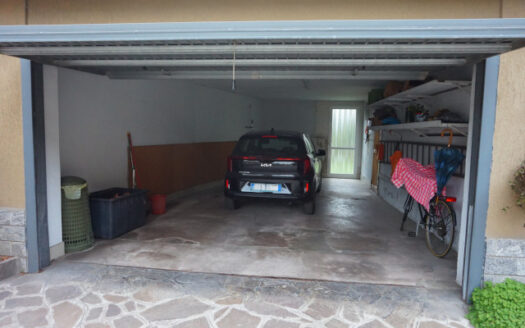 Calusco d’Adda – Ampio quadrilocale con giardino