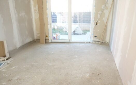 Bonate Sotto Quadrilocale di Testa con Giardino Privato