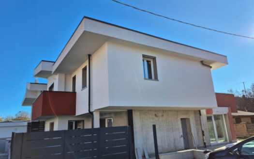 Bonate Sotto Attico in Vendita – Un Sogno a Portata di Mano!