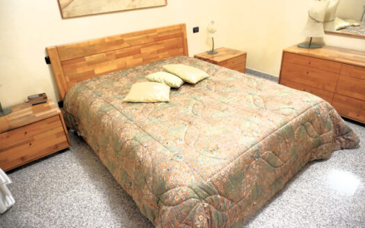 TERNO D’ISOLA Trilocale con Mansarda e Giardino Privato