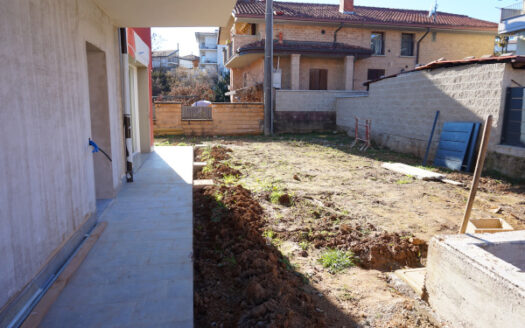 Bonate Sotto Quadrilocale di Testa con Giardino Privato