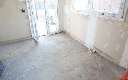 Bonate Sotto Quadrilocale di Testa con Giardino Privato