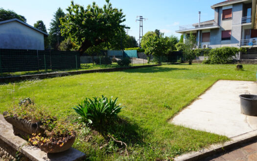 Calusco d’Adda – Ampio appartamento con giardino privato