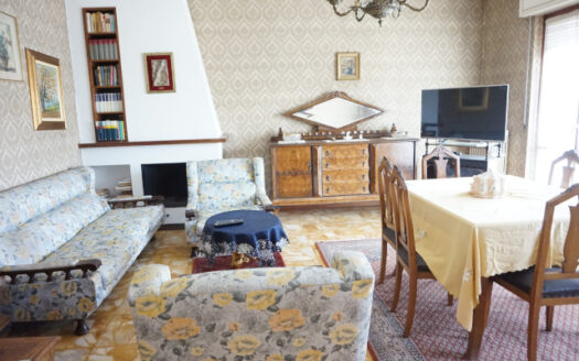 Calusco d’Adda – Ampio appartamento con giardino privato