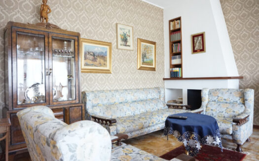 Calusco d’Adda – Ampio appartamento con giardino privato