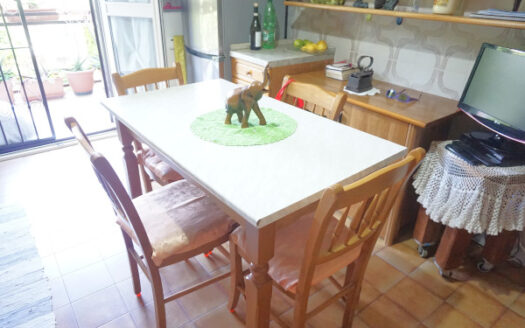 Valbrembo- Ampio trilocale con cantina e box