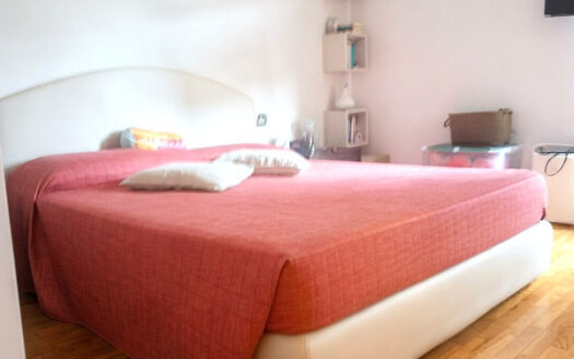 Mozzo- Splendido trilocale con box doppio