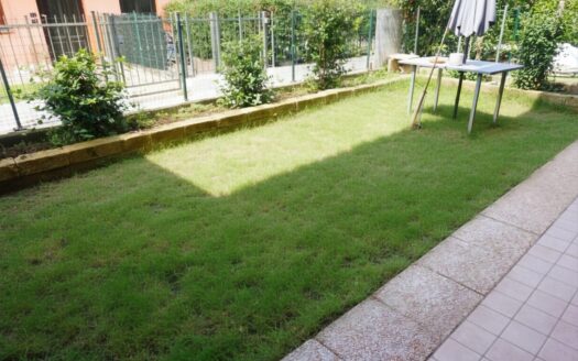 Terno d’Isola Trilocale in villa al piano terra