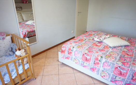 Bonate Sotto Bilocale con ingresso indipendente, giardino, cantina e box grande