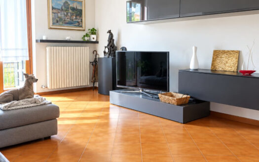 Mozzo- Splendido trilocale con box doppio