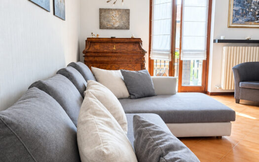 Mozzo- Splendido trilocale con box doppio