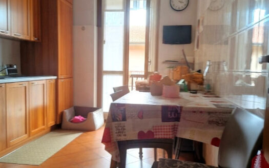 Mozzo- Splendido trilocale con box doppio