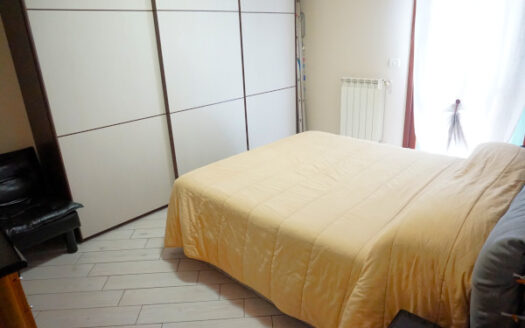 Terno d’Isola Appartamento di 75 mq con giardino privato, cantina e box doppio